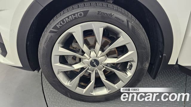 Kia Sorento 2022 — Фото 5/20