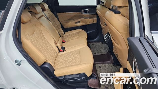 Kia Sorento 2022 — Фото 12/20