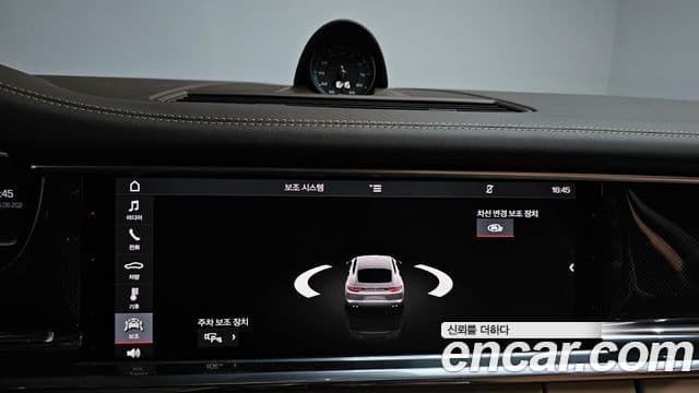 Porsche Panamera 2018 — ფოტო 19/20