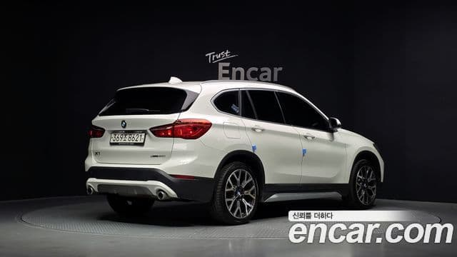 BMW X1 2022 — ფოტო 2/20