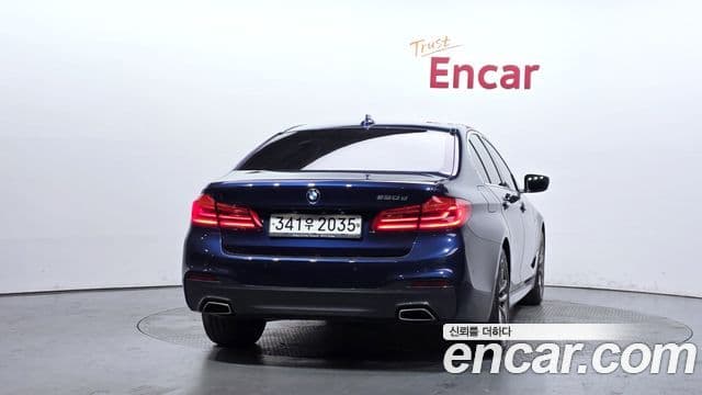 BMW 5 Series 2018 — Фото 3/20