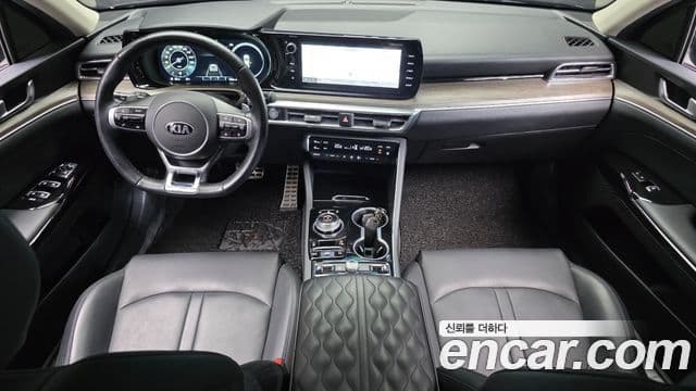 Kia K5 2021 — ფოტო 7/20