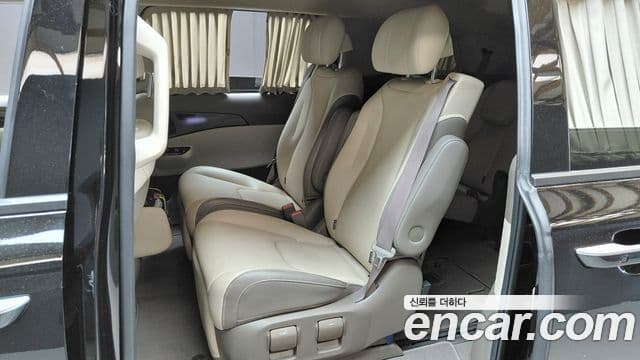 Kia Carnival 2022 — Şəkil 12/20