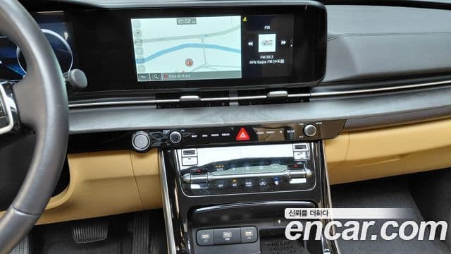 Kia Carnival 2023 — фото 14 из 20