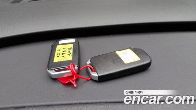 Kia Carnival 2023 — Photo 11/35