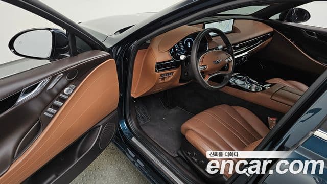 Genesis Electrified G80 2022 — Şəkil 10/20