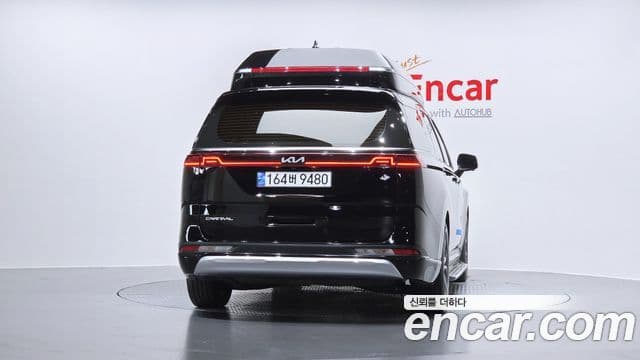 Kia Carnival 2023 — Şəkil 4/20