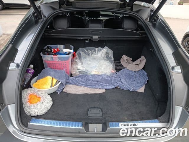 Mercedes-Benz GLC-Class 2021 — ფოტო 8/20