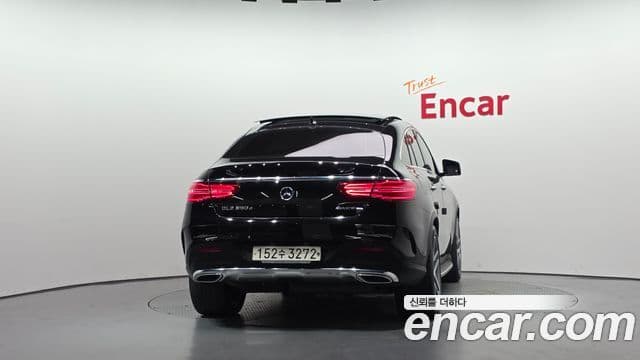 Mercedes-Benz GLE-Class 2018 — ფოტო 4/20