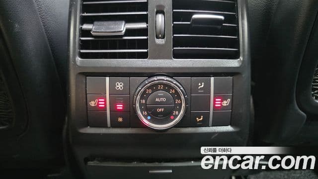 Mercedes-Benz GLE-Class 2018 — ფოტო 18/20
