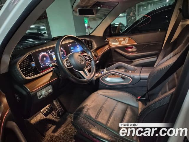 Mercedes-Benz GLE-Class 2020 — ფოტო 9/10