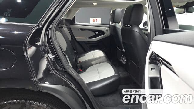 Land Rover Range Rover Evoque 2025 — ფოტო 12/20