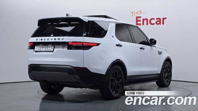 Land Rover Discovery 5 2019 — ფოტო 1/20