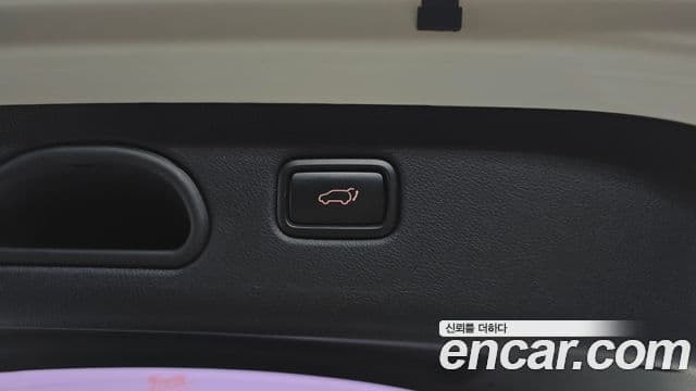 Kia Sportage The Bold 2018 — ფოტო 19/20