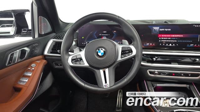 BMW X7 2024 — Photo 11/20