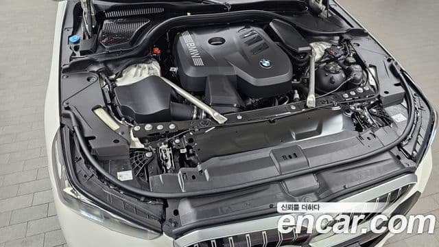 BMW 5 Series 2023 — фото 6 из 20
