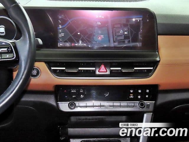 Kia Seltos 2023 — ფოტო 12/18