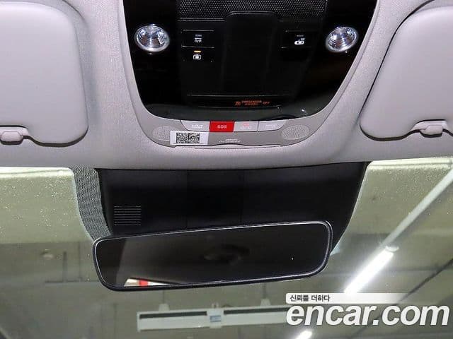 Kia Seltos 2023 — ფოტო 14/18