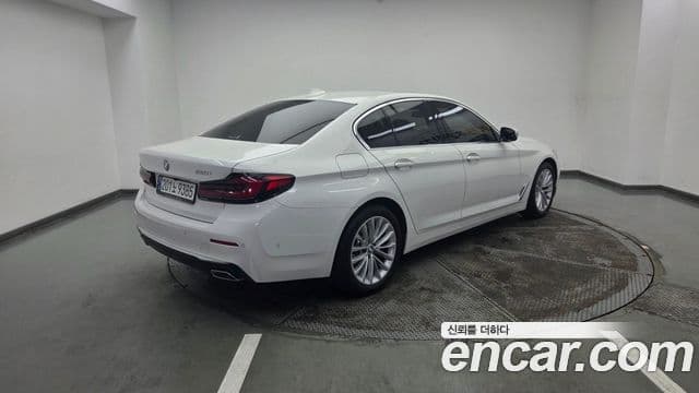 BMW 5 Series, 2023