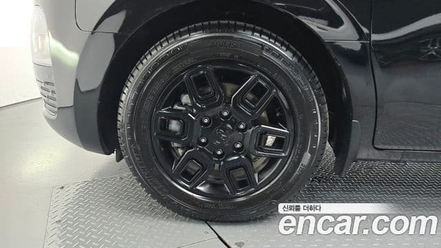 Hyundai Staria 2023 — ფოტო 5/20