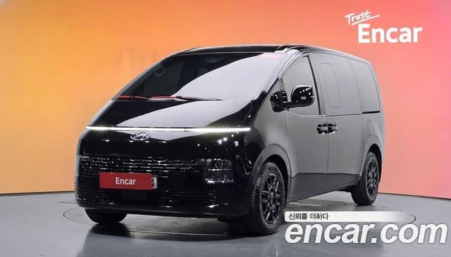 Hyundai Staria, 2023