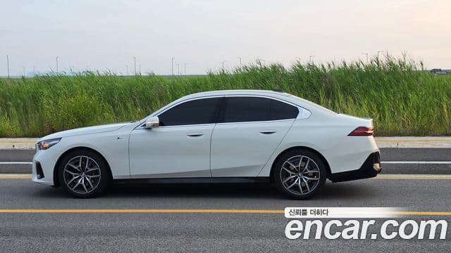 BMW 5 Series 2024 — фото 5 из 20