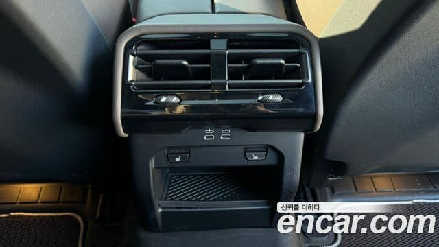 BMW 5 Series 2024 — ფოტო 19/20