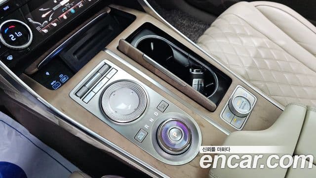 Genesis GV80 2020 — ფოტო 9/20
