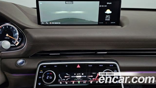 Genesis GV80 2020 — ფოტო 15/20