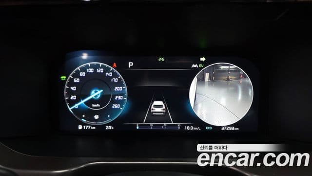 Kia Sorento 2023 — Фото 8/20