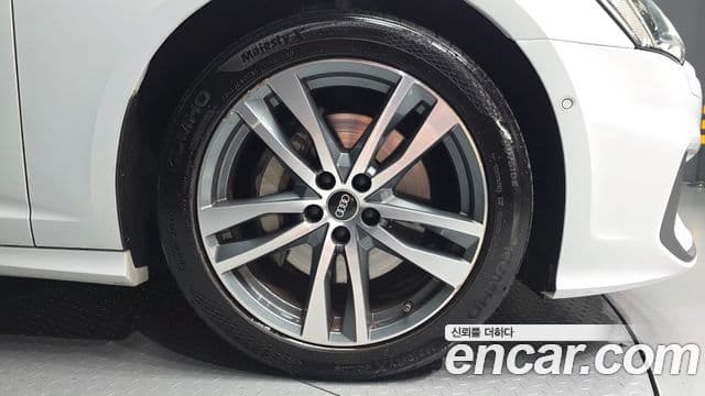 Audi A6 2021 — фото 5 из 20