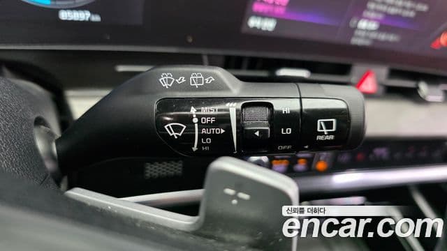 Kia Sportage 2022 — ფოტო 17/20
