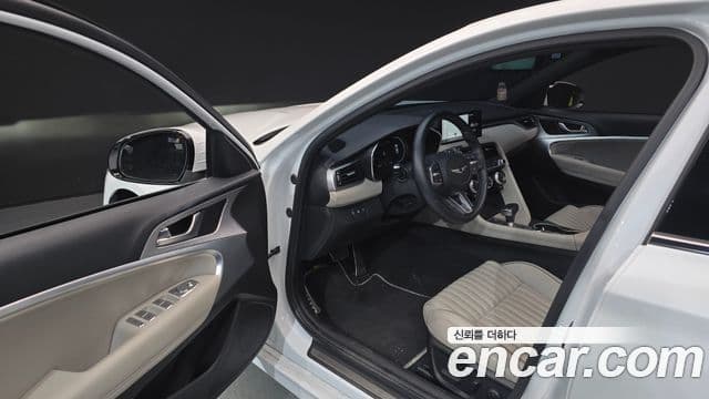 Genesis G70 2021 — ფოტო 10/20