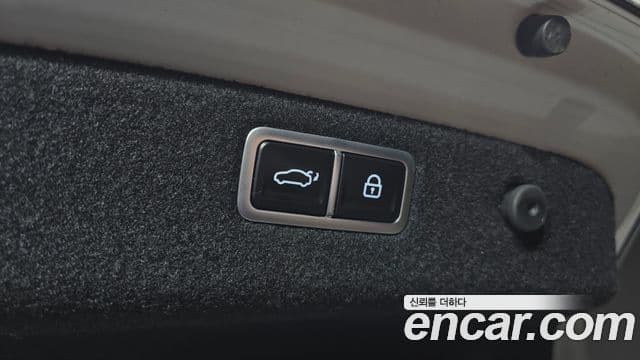 Genesis G70 2021 — ფოტო 20/20