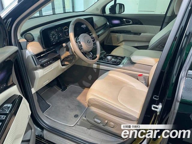 Kia Carnival 2021 — Фото 7/18