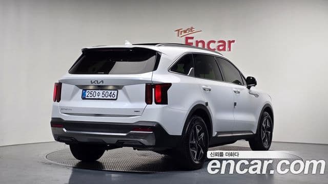 Kia Sorento 2025 — фото 2 из 20