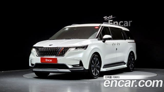 Kia Carnival 2021 — ფოტო 1/20