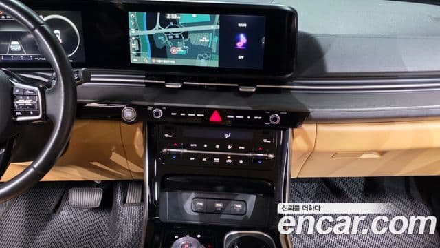Kia Carnival 2021 — ფოტო 14/20