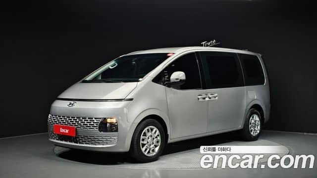 Hyundai Staria, 2023