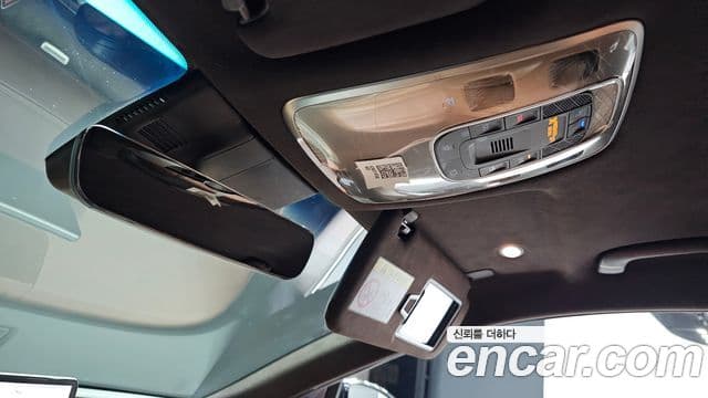 Genesis Electrified G80 2020 — фото 18 из 20
