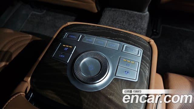 Genesis Electrified G80 2020 — ფოტო 19/20