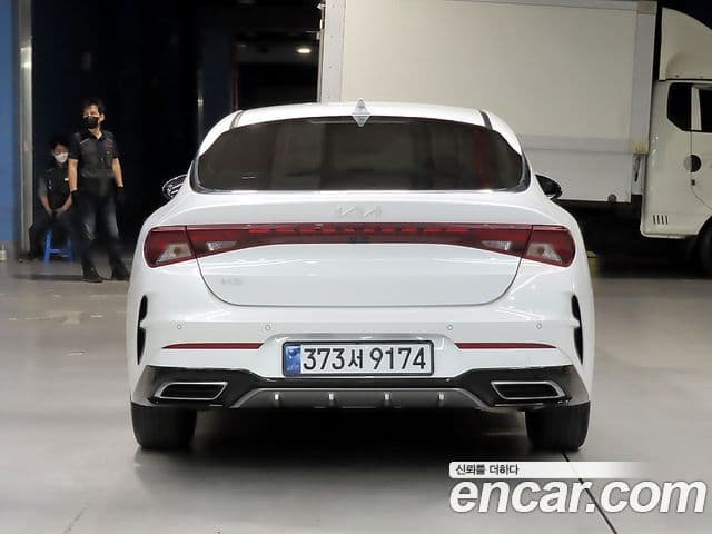 Kia K5 2022 — ფოტო 2/20