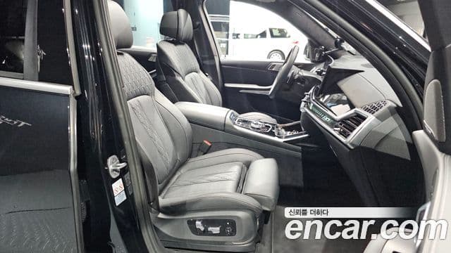 BMW X7 2024 — фото 12 из 20