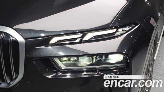 BMW X7 2024 — Photo 9/37
