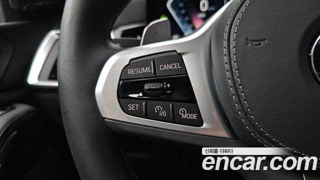 BMW X7 2024 — Photo 12/37