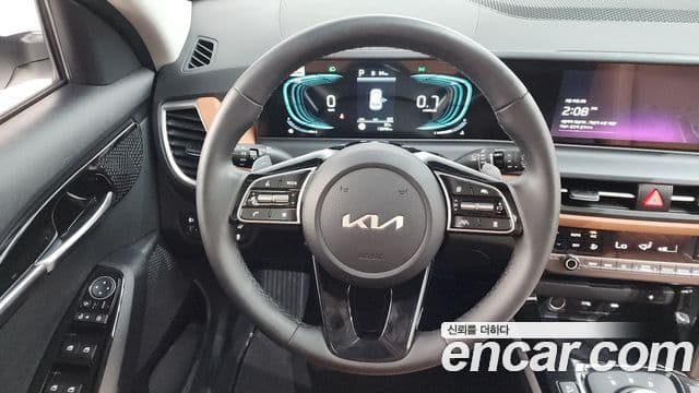 Kia Seltos 2025 — Şəkil 15/20
