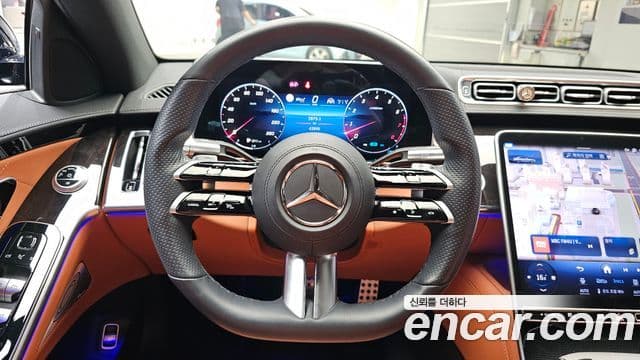 Mercedes-Benz S-Class 2022 — Photo 6/20