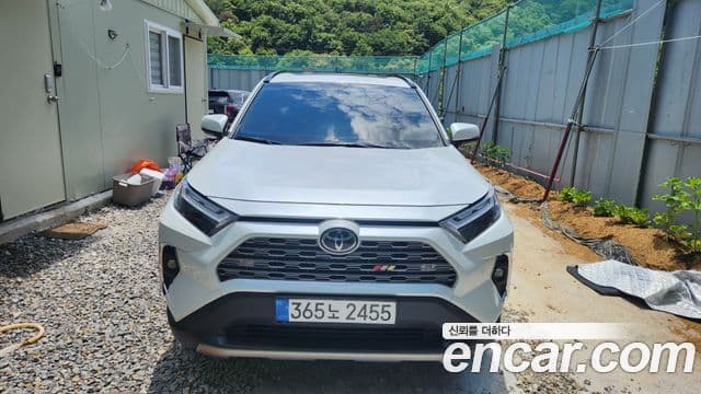 Toyota RAV4 2025 — Şəkil 8/8