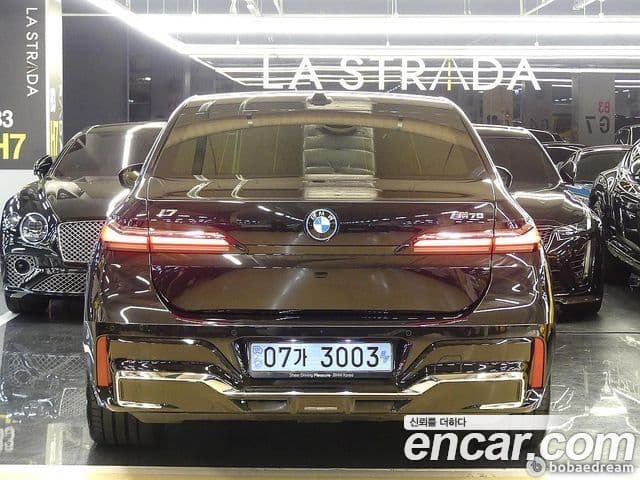 BMW i7 2024 — ფოტო 12/20
