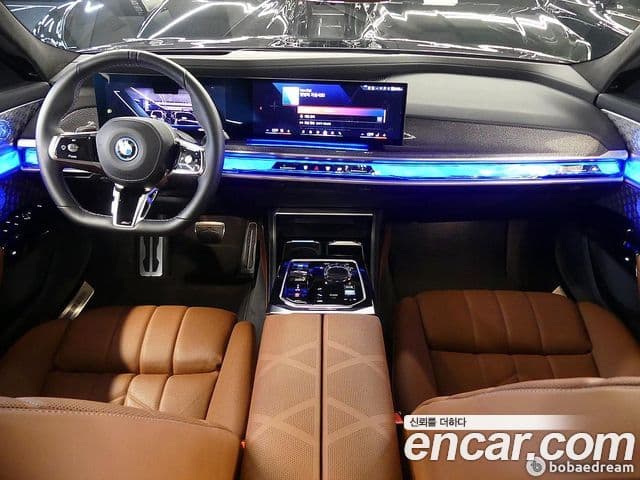 BMW i7 2024 — ფოტო 14/20